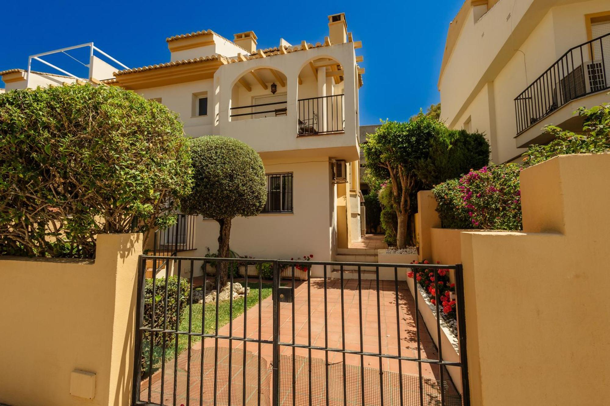 Hébergement de vacances Beautiful Townhouse Walking Distance To The In Costabella, *